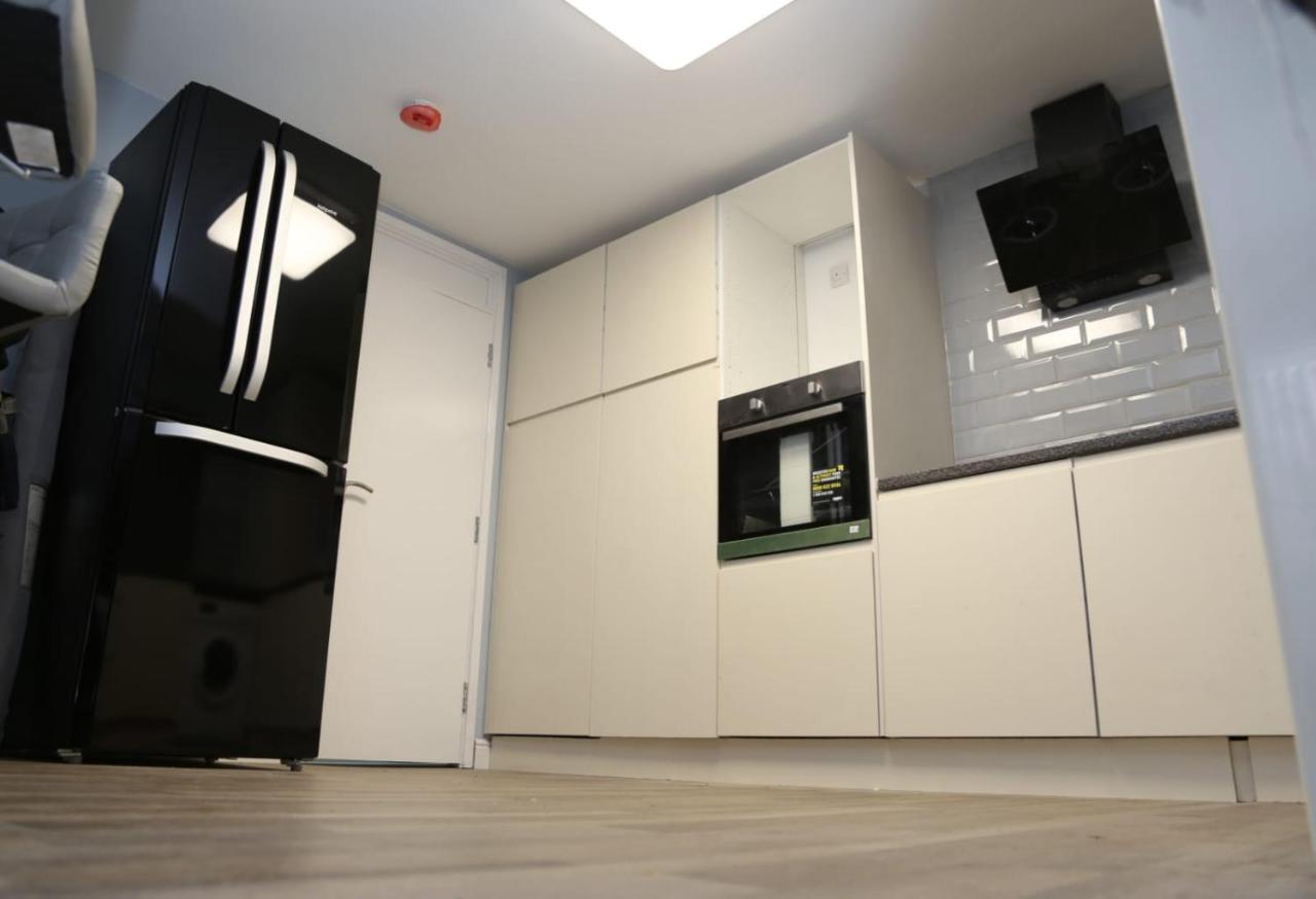A A Guest Rooms Woolwich London Exterior photo