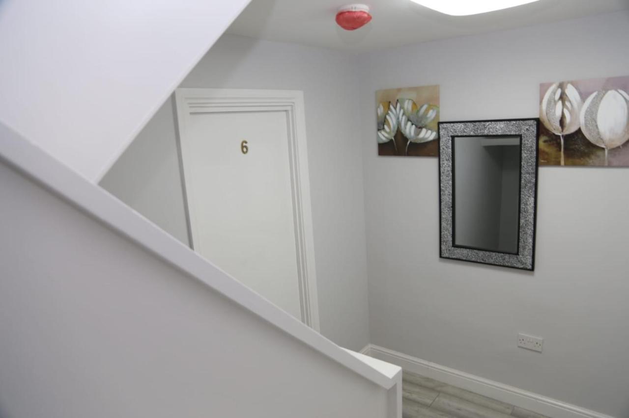 A A Guest Rooms Woolwich London Exterior photo